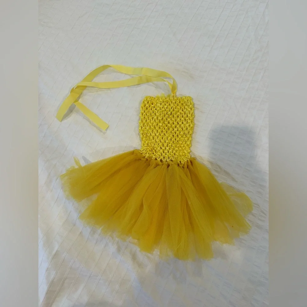 N/A yellow tutu